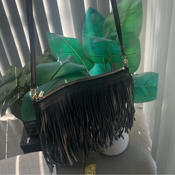 Barney’s Crossbody Fringe Bag - Picture 2 of 4